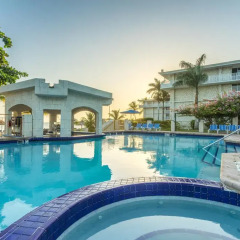 Отель Holiday Inn Resort Montego Bay All Inclusive бассейн фото 2