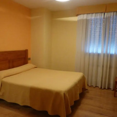 Hotel Restaurante El Ancla Понферрада комната для гостей фото 5