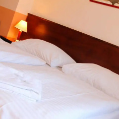 Hotel Inturprag 3* Номер Комфорт с двуспальной кроватью фото 3