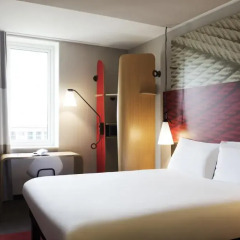 Hotel ibis Schiphol Amsterdam Airport 3* Улучшенный номер с различными типами кроватей фото 4