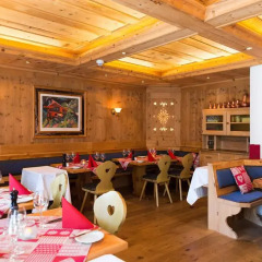 Отель Turmhotel Victoria Швейцария, Давос - отзывы, цены и фото номеров - забронировать отель Turmhotel Victoria онлайн помещение для мероприятий фото 2