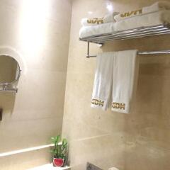 Guangdong Hotel 3* Номер Делюкс с различными типами кроватей фото 6