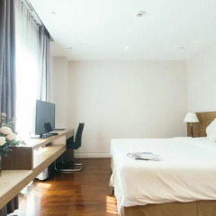 Отель Thomson Residence 4* Стандартный номер фото 4