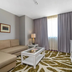 Отель Holiday Inn Porto Gaia 4* Стандартный номер с различными типами кроватей фото 3
