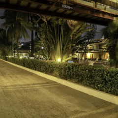 Bali-Hai Hotel парковка