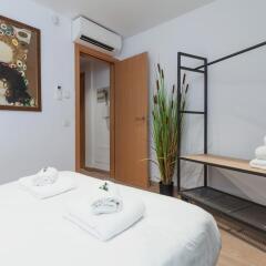 Отель Sunny Flat Барселона комната для гостей фото 5