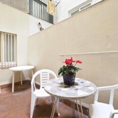 Отель Hostal Elkano Барселона балкон