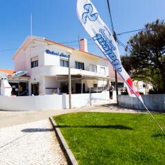 Отель Baleal Surf Camp Кровать в общем номере двухъярусные кровати фото 10