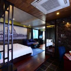Gia Bao Grand Hotel 3* Люкс с различными типами кроватей фото 7