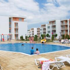 Отель PMG Nessebar Fort Apartments Болгария, Солнечный берег - отзывы, цены и фото номеров - забронировать отель PMG Nessebar Fort Apartments онлайн бассейн