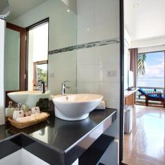 Отель Crystal Bay Beach Resort 3* Номер категории Премиум с различными типами кроватей фото 3