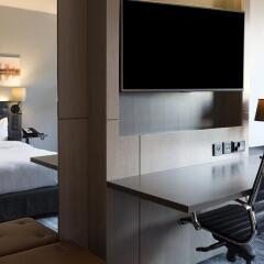 Отель Hilton Helsinki Strand 4* Представительский номер с двуспальной кроватью фото 8