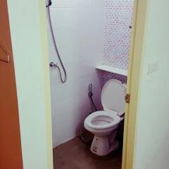 Отель Chauhan Inn Бангкок ванная фото 2