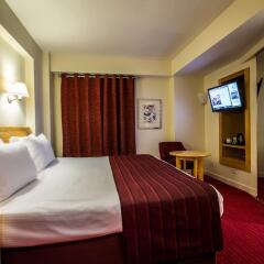 Отель Holiday Inn London - Kensington 4* Стандартный номер с различными типами кроватей фото 7