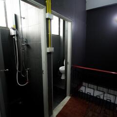 BTS Khaosan Hostel Кровать в общем номере фото 4