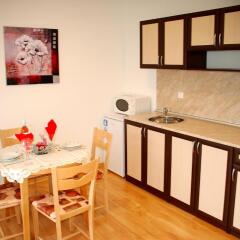Отель Guest House Ela 3* Апартаменты фото 3