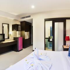 Отель Rattana Residence Thalang 3* Номер Делюкс с различными типами кроватей фото 9
