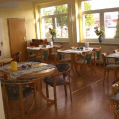 Hotel am Flugplatz Magdeburg питание