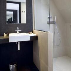 Hotel Marceau Champs Elysees 3* Улучшенный номер с разными типами кроватей фото 3