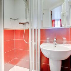 Europe Hotel Paris Eiffel 3* Стандартный номер с разными типами кроватей фото 3