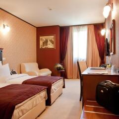 Best Western Plus Bristol Hotel 4* Номер Делюкс с различными типами кроватей фото 7