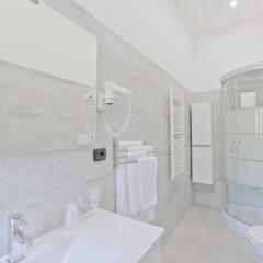 Отель New Rome House ванная фото 2