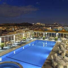 Отель Grand Hyatt Athens бассейн