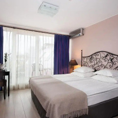Отель L Ermitage 4* Улучшенный семейный номер с разными типами кроватей фото 3
