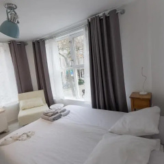 Отель A Bed & Breakfast Flynt Нидерланды, Амстердам - отзывы, цены и фото номеров - забронировать отель A Bed & Breakfast Flynt онлайн комната для гостей фото 2