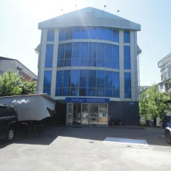 Amigo Hostel Almaty Алматы парковка