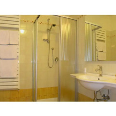Отель Residence Miralago Rooms & Apartments Италия, Манерба-дель-Гарда - отзывы, цены и фото номеров - забронировать отель Residence Miralago Rooms & Apartments онлайн ванная