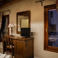 Отель Locanda Ai Santi Apostoli 3* Стандартный номер с различными типами кроватей фото 19