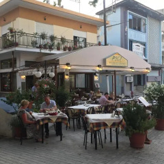 Iraklis Hotel питание