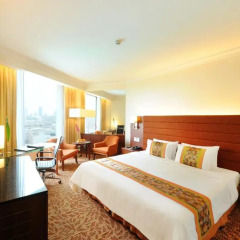 Rembrandt Hotel Suites and Towers 4* Улучшенный номер с разными типами кроватей фото 2