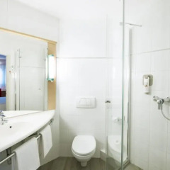 Отель Ibis Warszawa Centrum 2* Стандартный номер с различными типами кроватей фото 6