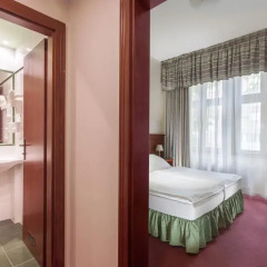 Hotel Lunik 3* Стандартный номер с двуспальной кроватью