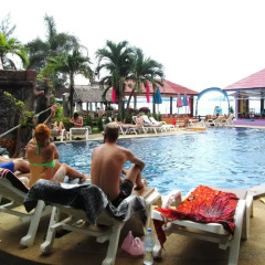 Отель Popular Lanta Resort Ланта бассейн фото 2