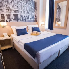 Отель Five Points Square - City Center 4* Полулюкс с различными типами кроватей фото 4