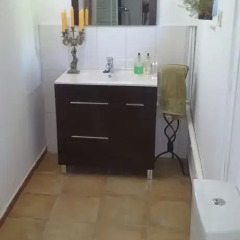Отель Holiday Home Barrio de Santisteban 13 ванная