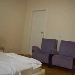 Living Boutique Hotel 2* Стандартный номер с двуспальной кроватью фото 5