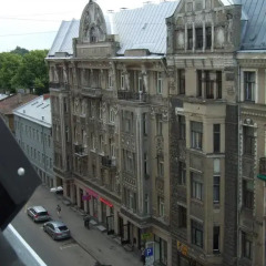Апартаменты Sunlit Loft Apartment Riga фото 4