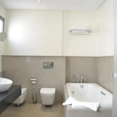 Le 135 Hotel спа