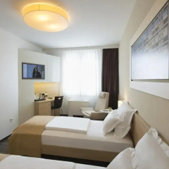 Ahotel Hotel Ljubljana Любляна комната для гостей