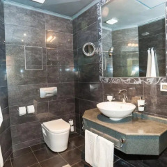 Отель Capital City Center Apart Residence Болгария, Пловдив - отзывы, цены и фото номеров - забронировать отель Capital City Center Apart Residence онлайн ванная