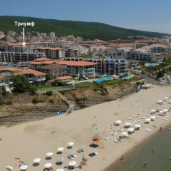 Отель Triumph Holiday Village пляж