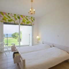 Отель Kerri W Seafront Villa комната для гостей фото 4