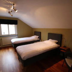 Отель At Home Bed & Breakfast Вестра Фрёлунда комната для гостей фото 2