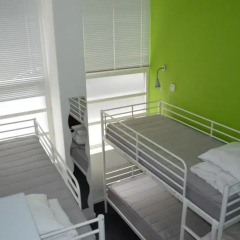 Отель Interhostel Кровать в мужском общем номере
