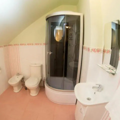 Гостиница Akvarel Hotel в Оренбурге отзывы, цены и фото номеров - забронировать гостиницу Akvarel Hotel онлайн Оренбург ванная фото 2