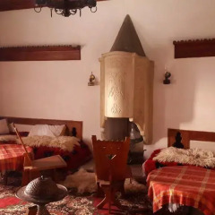 Отель Bar Restaurant Merlika Албания, Kruje - отзывы, цены и фото номеров - забронировать отель Bar Restaurant Merlika онлайн развлечения